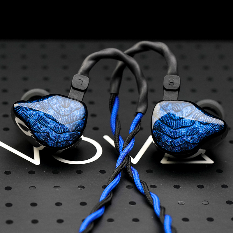 TRUTHEAR NOVA 1DD+4BA インイヤーヘッド - Planar Magnetic Iem Earphones のレビューと価格